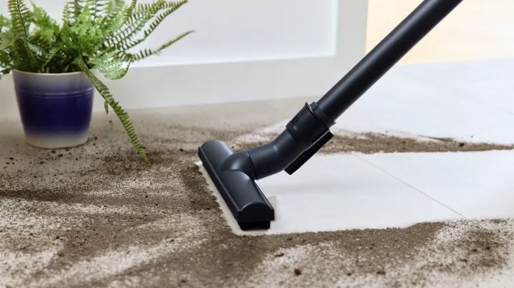 Bosch 2000W Blue Bag Vacuum Cleaner BGL38WBU3H Disp - Metro Homecentre Menlyn