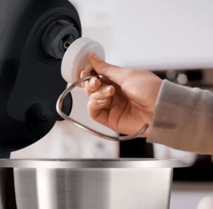 Bosch 700W Black Kitchen Machine MUMS2EB01 - Metro Homecentre Menlyn