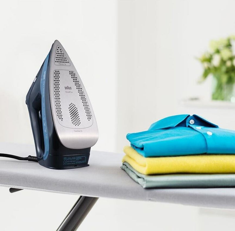 Braun TexStyle 7 3000W Pro Steam Iron SI7160BL - Metro Homecentre Menlyn
