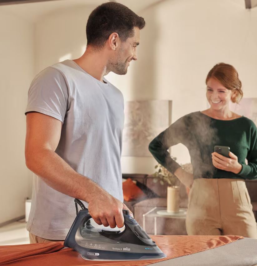 Braun TexStyle 9 3200W Steam Iron SI9682DB - Metro Homecentre Menlyn
