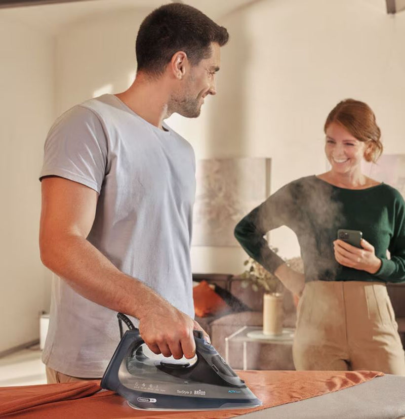 Braun TexStyle 9 3200W Steam Iron SI9682DB - Metro Homecentre Menlyn