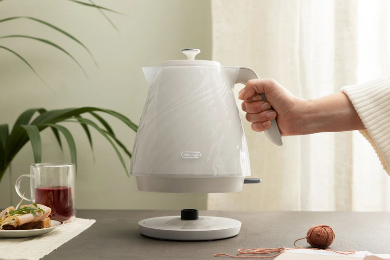Delonghi Beige 1 - 7L Cordless Kettle KBDS3001CR - Metro Homecentre Menlyn