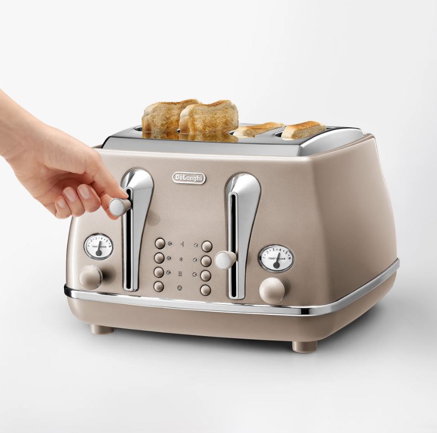 Delonghi Icona Beige 4 Slice Toaster CTOT4003BG - Metro Homecentre Menlyn