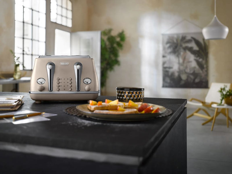 Delonghi Icona Beige 4 Slice Toaster CTOT4003BG - Metro Homecentre Menlyn