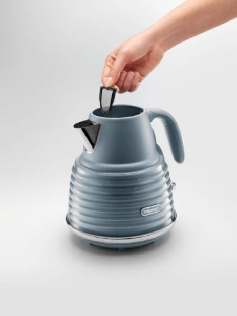 Delonghi Scultura Blue Kettle KBZS2001AZ - Metro Homecentre Menlyn