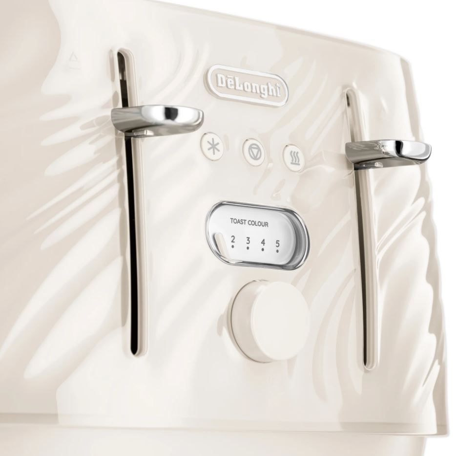 Delonghi Silk Beige 4 Slice Toaster CTDS4003CR - Metro Homecentre Menlyn