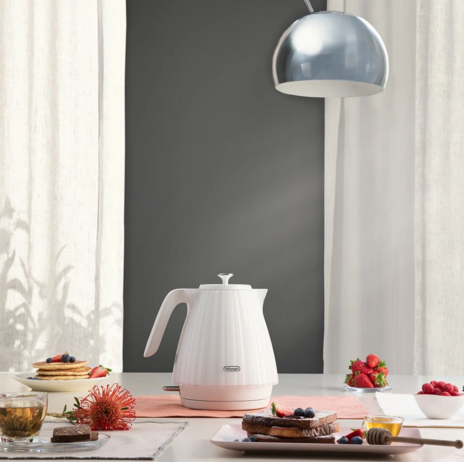 Delonghi Opaline White 1 - 7L Cordless Kettle KBD3001W - Metro Homecentre Menlyn
