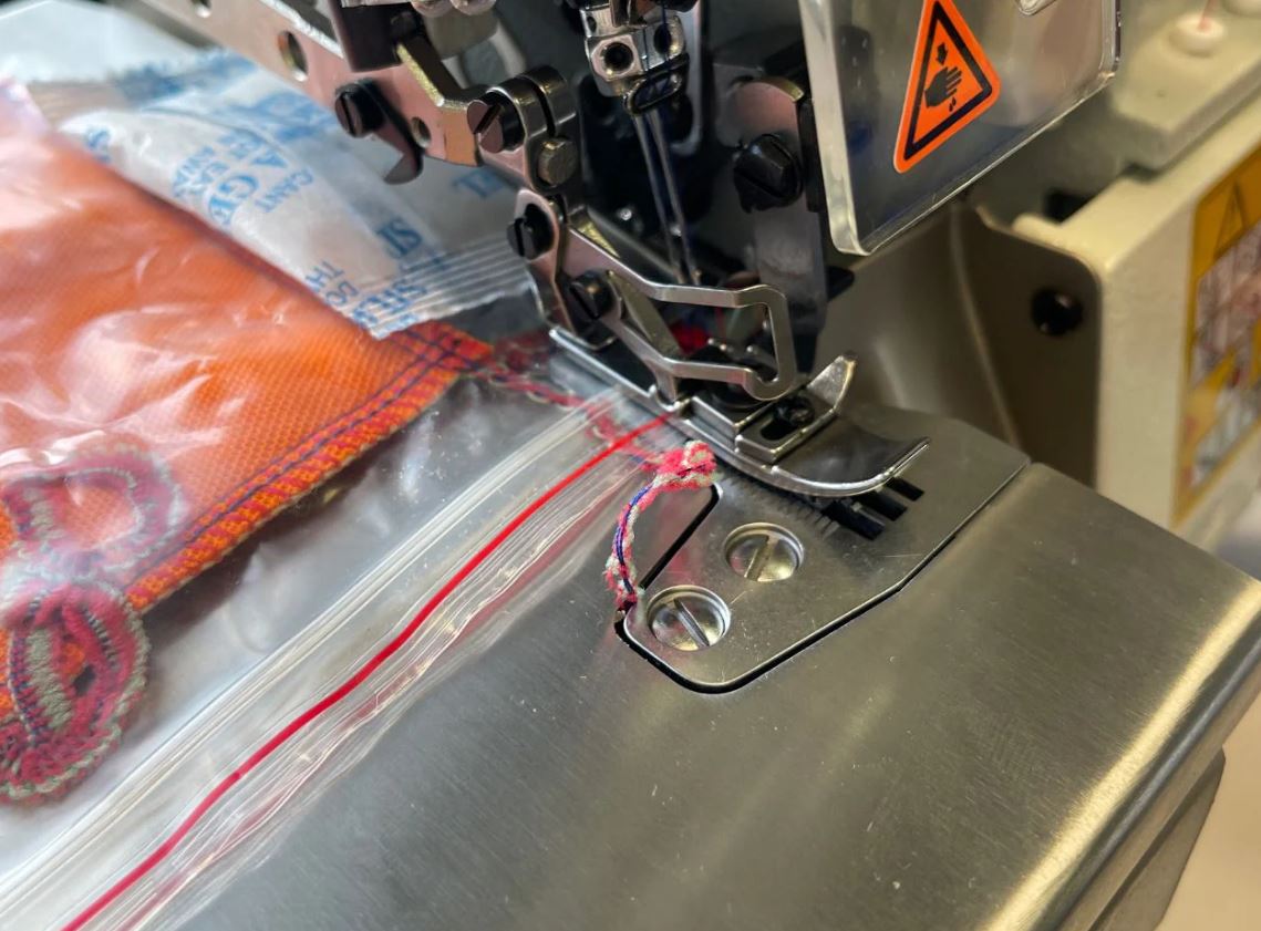 Gemsy Direct Drive 4 Thread Overlocker N2E514M - Metro Homecentre Menlyn
