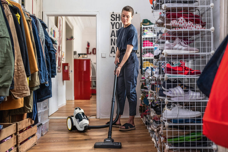 Karcher VC3 Plus Vacuum Cleaner - Metro Homecentre Menlyn