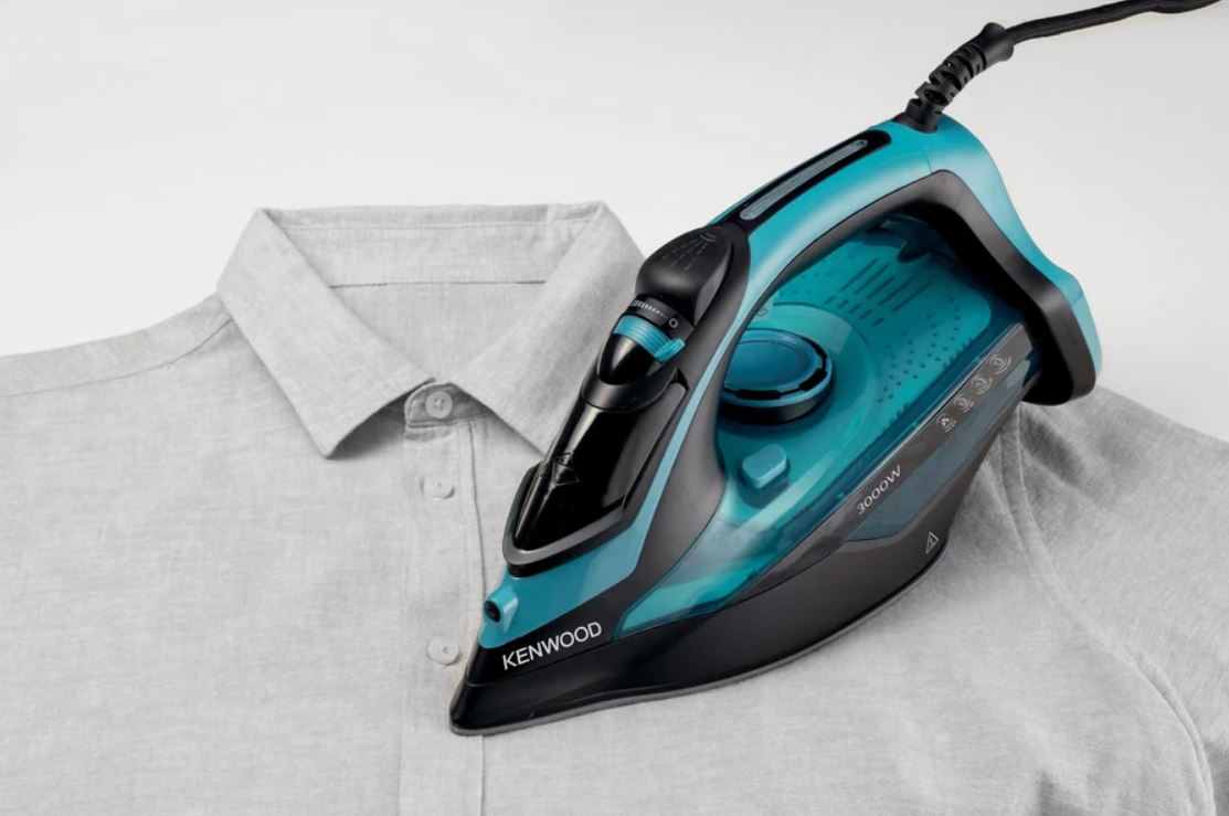 Kenwood 3100W High Wattage Steam Iron STP85000BB - Metro Homecentre Menlyn