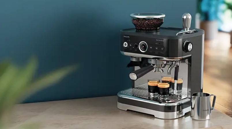 Philips Semi Automatic Coffee Machine PSA321810 - Metro Homecentre Menlyn