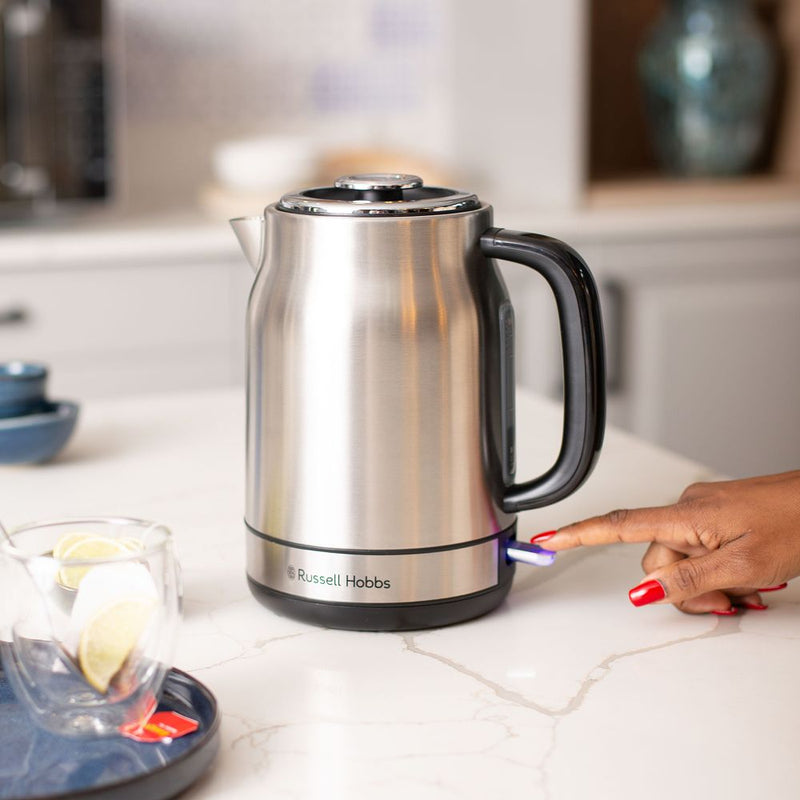 Russell Hobbs 1 - 7L SSteel Kettle RHSSK05 - Metro Homecentre Menlyn
