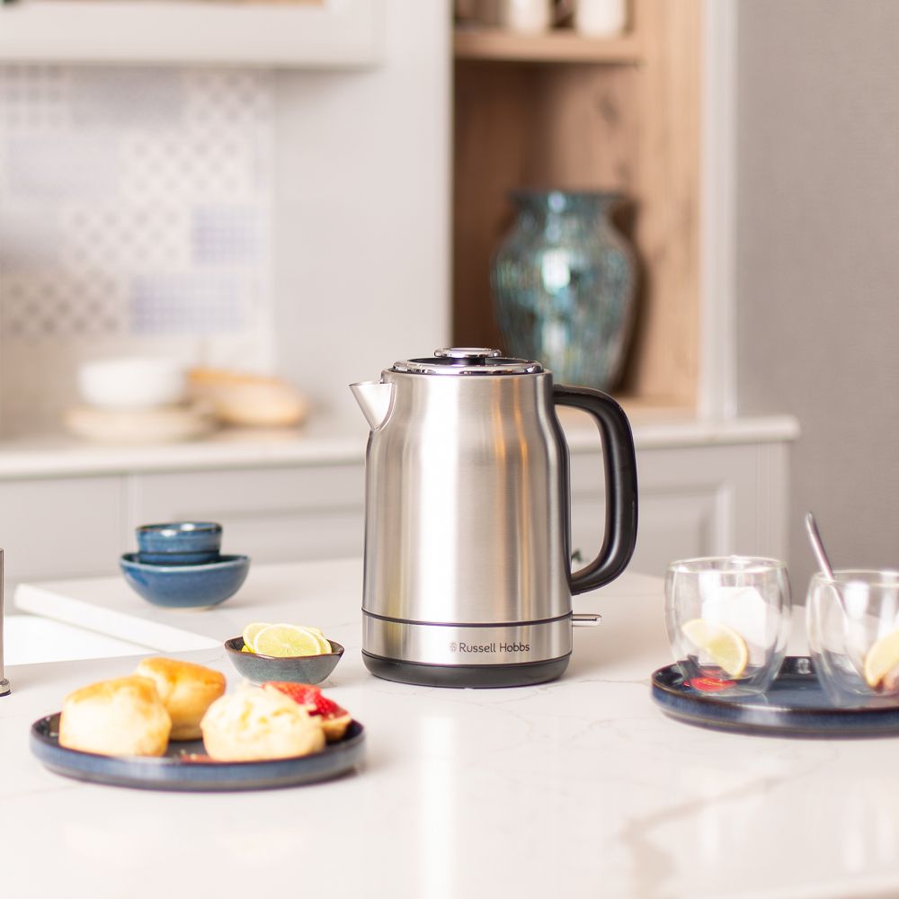 Russell Hobbs 1 - 7L SSteel Kettle RHSSK05 - Metro Homecentre Menlyn