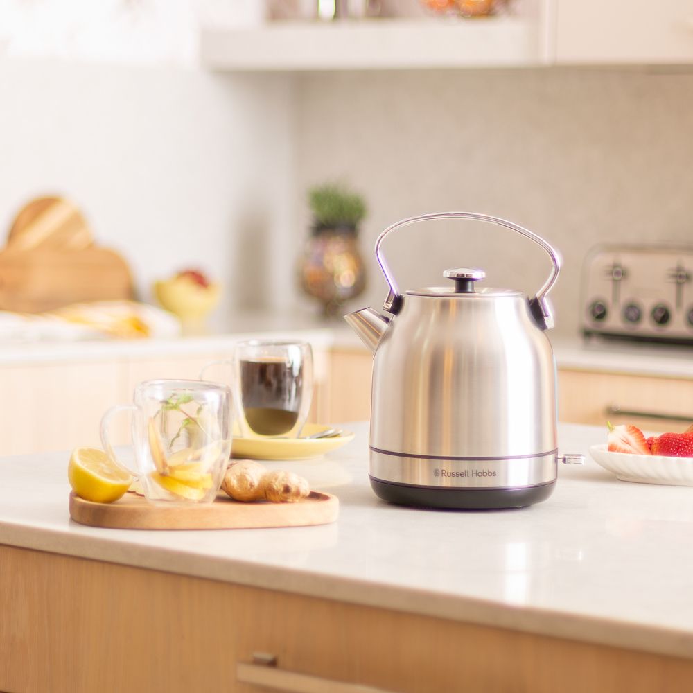 Russell Hobbs 1 - 7L SSteel Kettle RHSSK06 - Metro Homecentre Menlyn