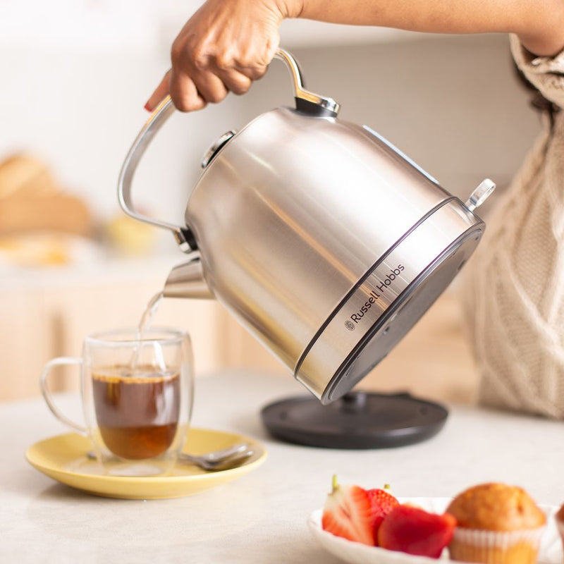 Russell Hobbs 1 - 7L SSteel Kettle RHSSK06 - Metro Homecentre Menlyn