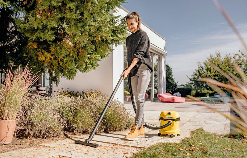 Karcher WD 2 Plus Wet & Dry Vacuum Cleaner - Metro Homecentre Menlyn