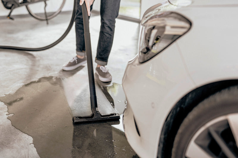Karcher WD 4 Wet & Dry Vacuum Cleaner - Metro Homecentre Menlyn
