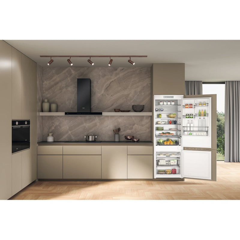 Whirlpool 394l BuiltIn Fridge Freezer WHSP70ZAT121 - Metro Homecentre Menlyn