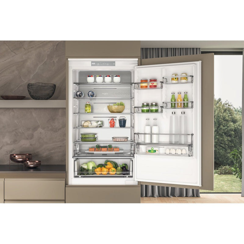 Whirlpool 394l BuiltIn Fridge Freezer WHSP70ZAT121 - Metro Homecentre Menlyn