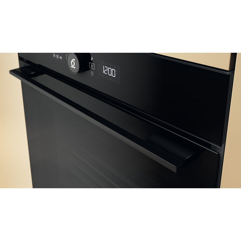 Whirlpool 60cm Black BuiltIn Oven WOI5S8HM1SBA - Metro Homecentre Menlyn